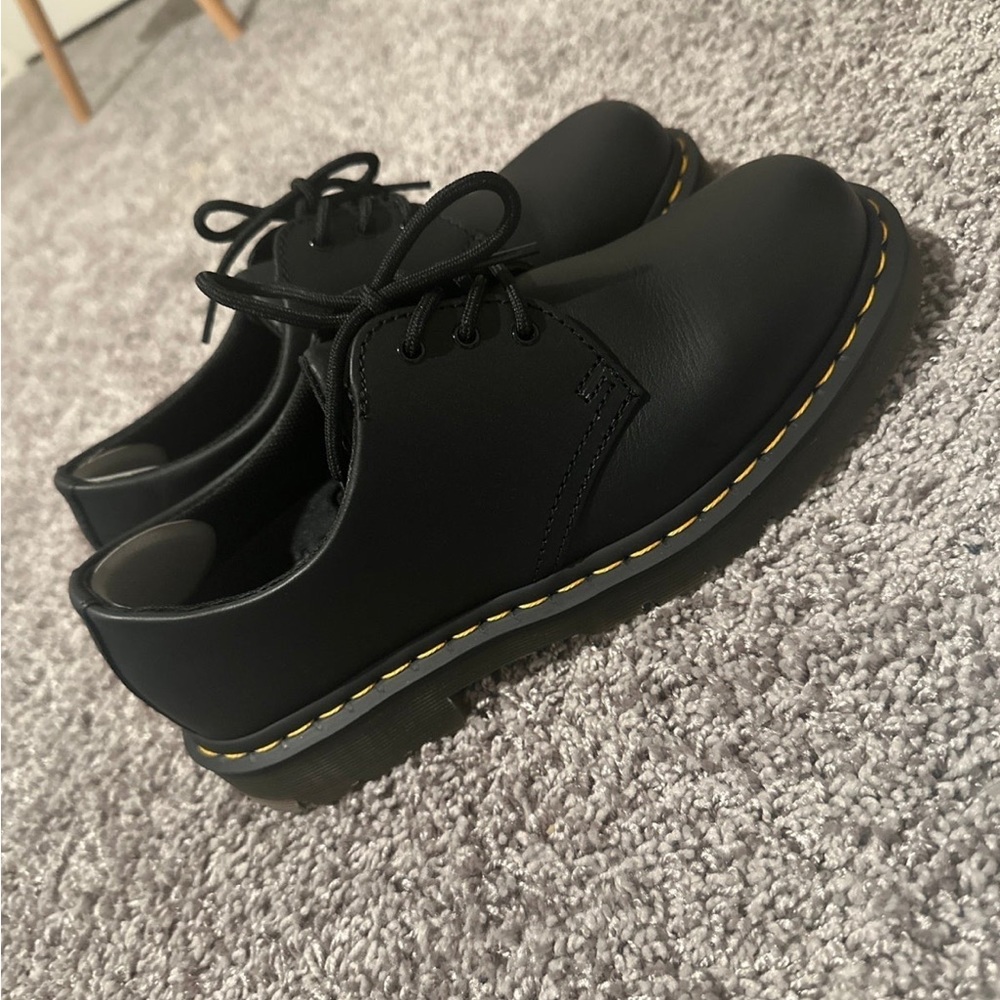 Dr Martens Smiths size 10W - Picture 3 of 3